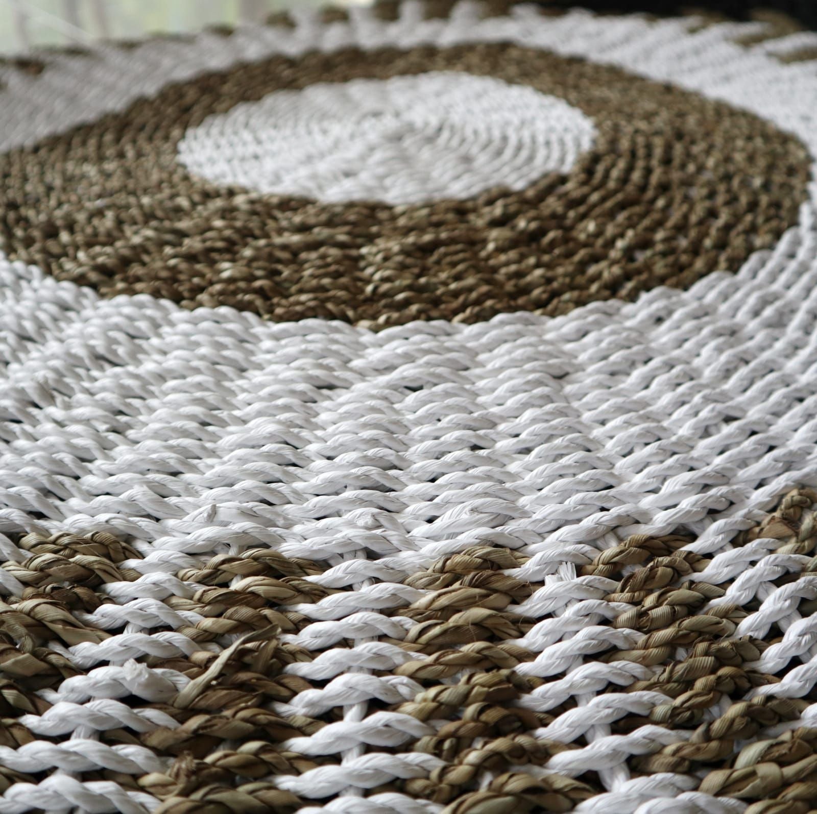 Handwoven White & Tan Seagrass Rug - 100cm