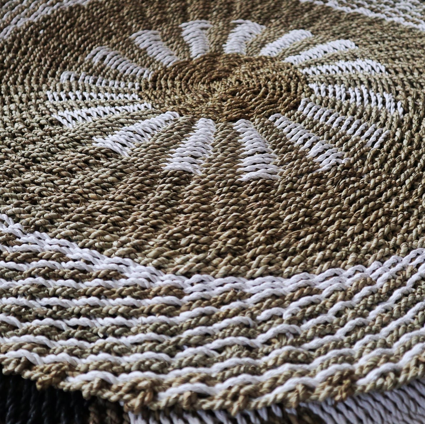 Handwoven White & Tan Seagrass Rug - 100cm