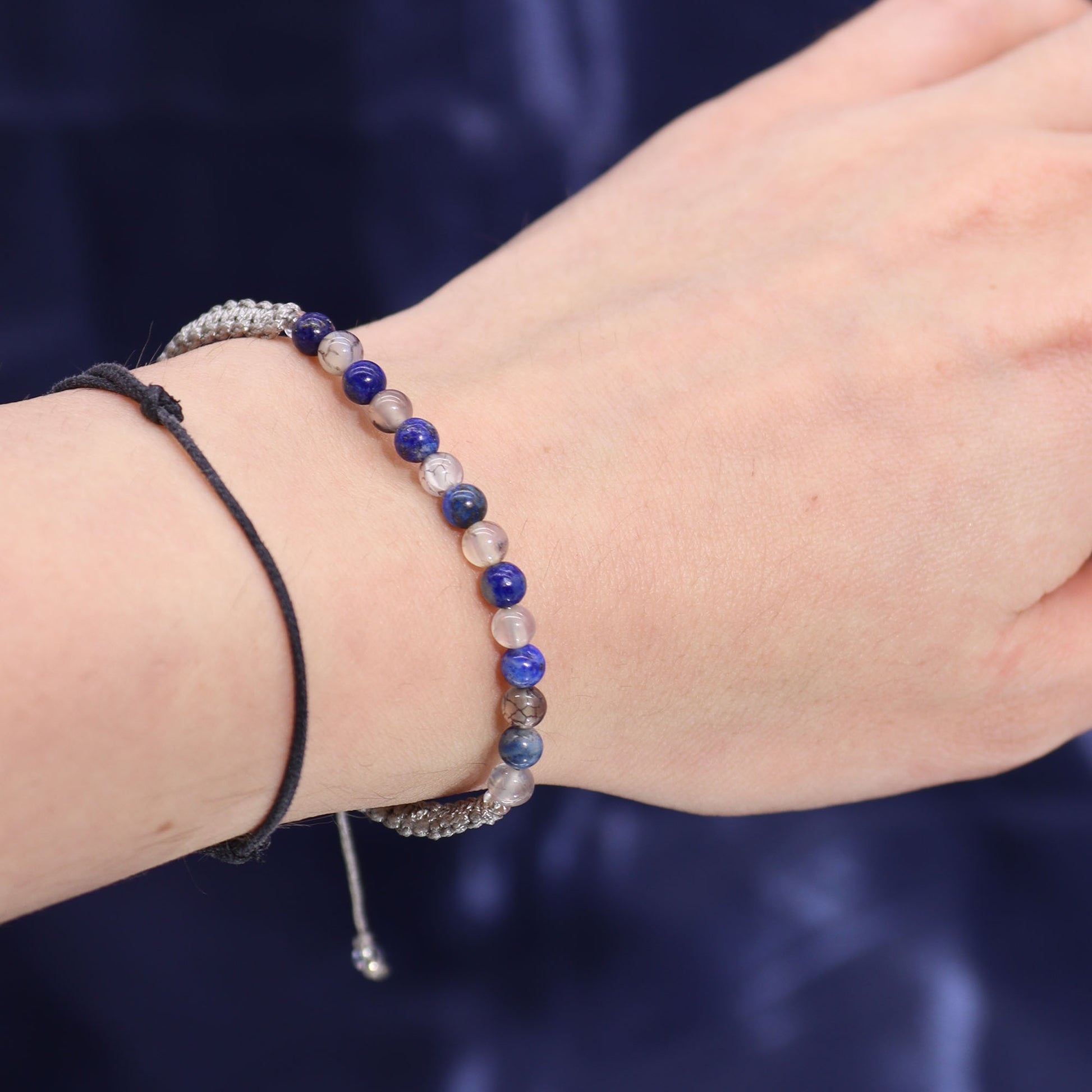 Taurus Zodiac Crystal Candle With Lapis Lazuli & Moss Agate Gemstone Bracelet
