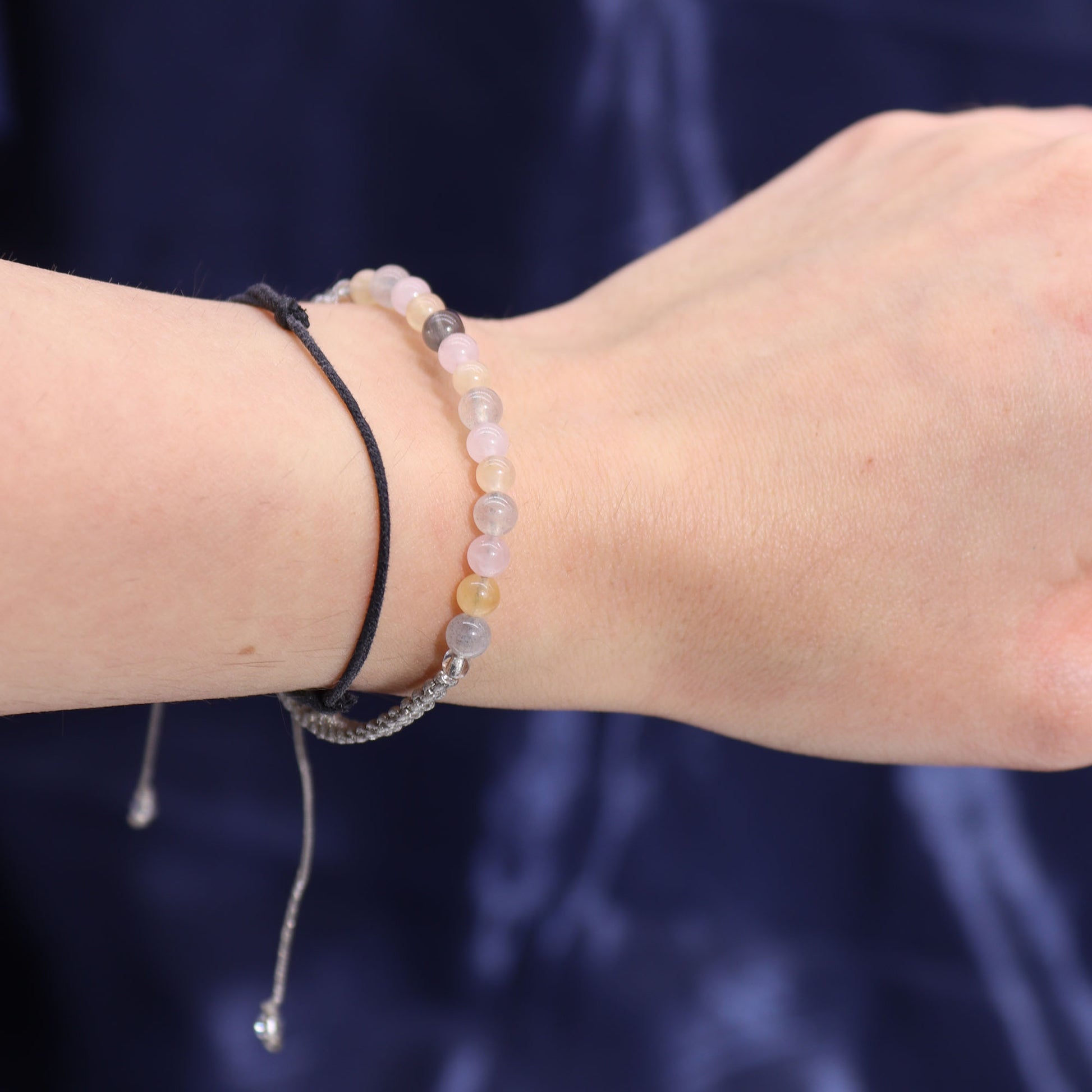 Gemini Zodiac Crystal Candle With Citrine, Rose Quartz & Moonstone Gemstone Bracelet