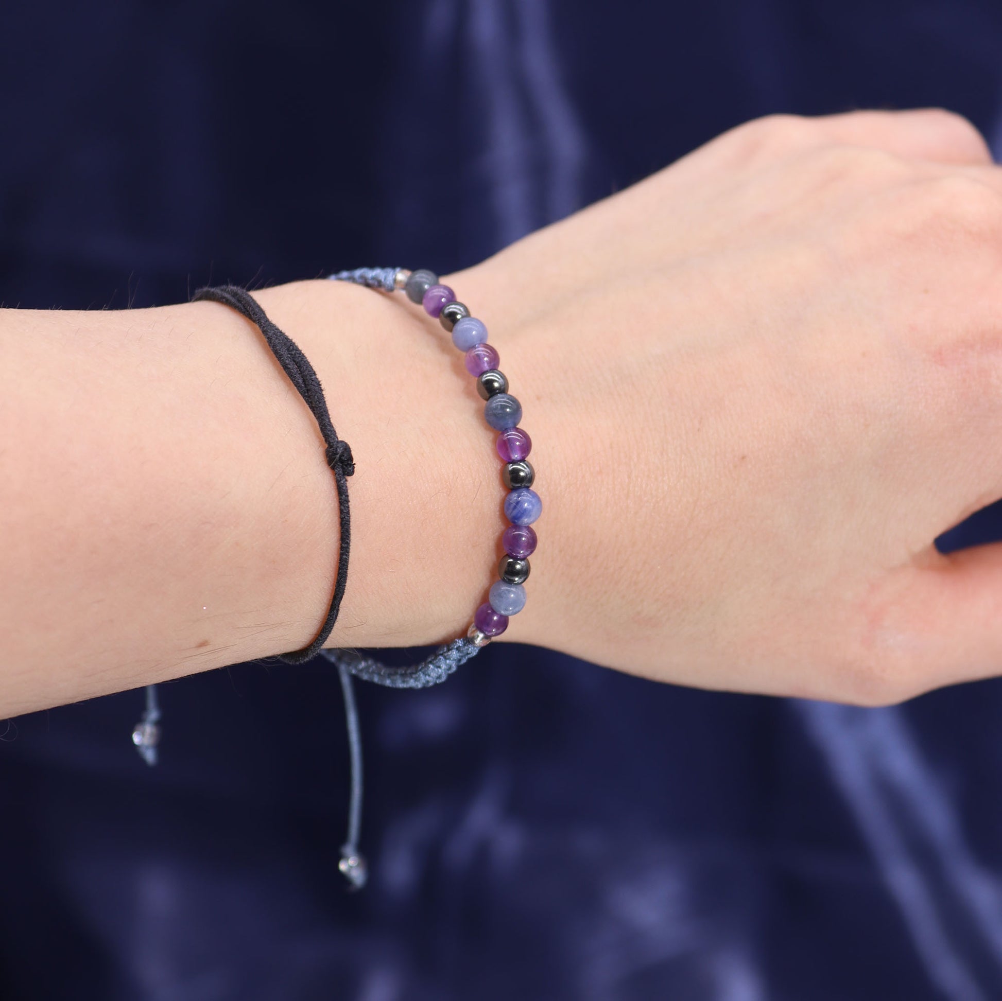 Sagittarius Zodiac Crystal Candle With Amethyst, Sodalite & Black Obsidian Gemstone Bracelet