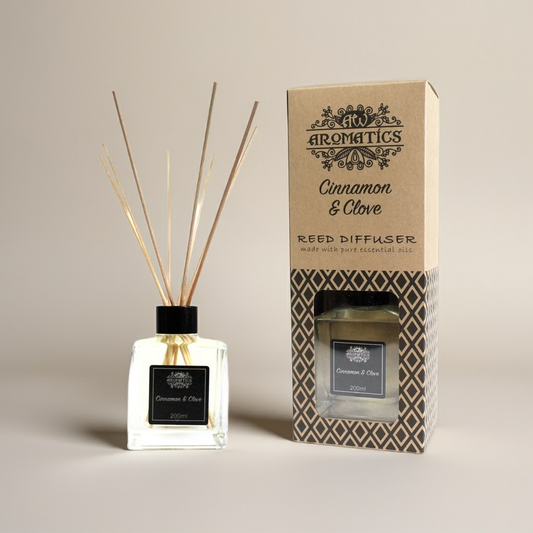 Essential Oil Reed Diffuser: Cinnamon & Clove - 200ml