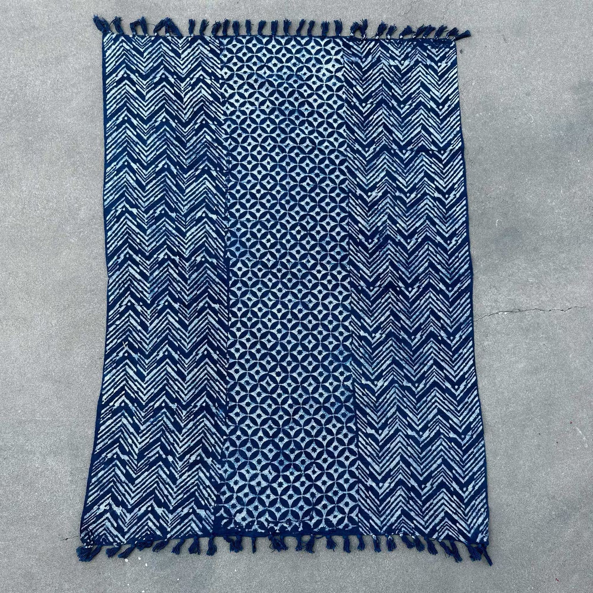 Handmade Indigo Throw: Namoona Waves - 170x120cm