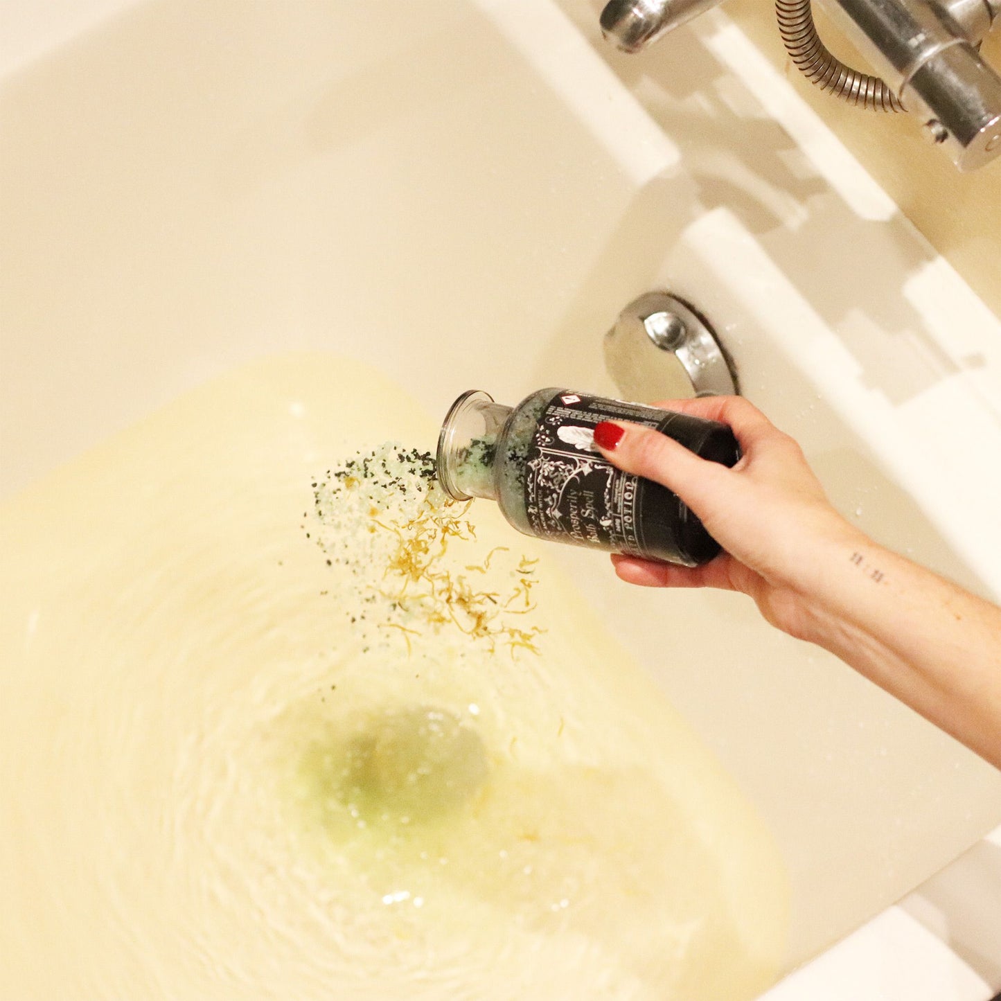 Prosperity Bath Spell Potion: Orange & Cinnamon - 240g