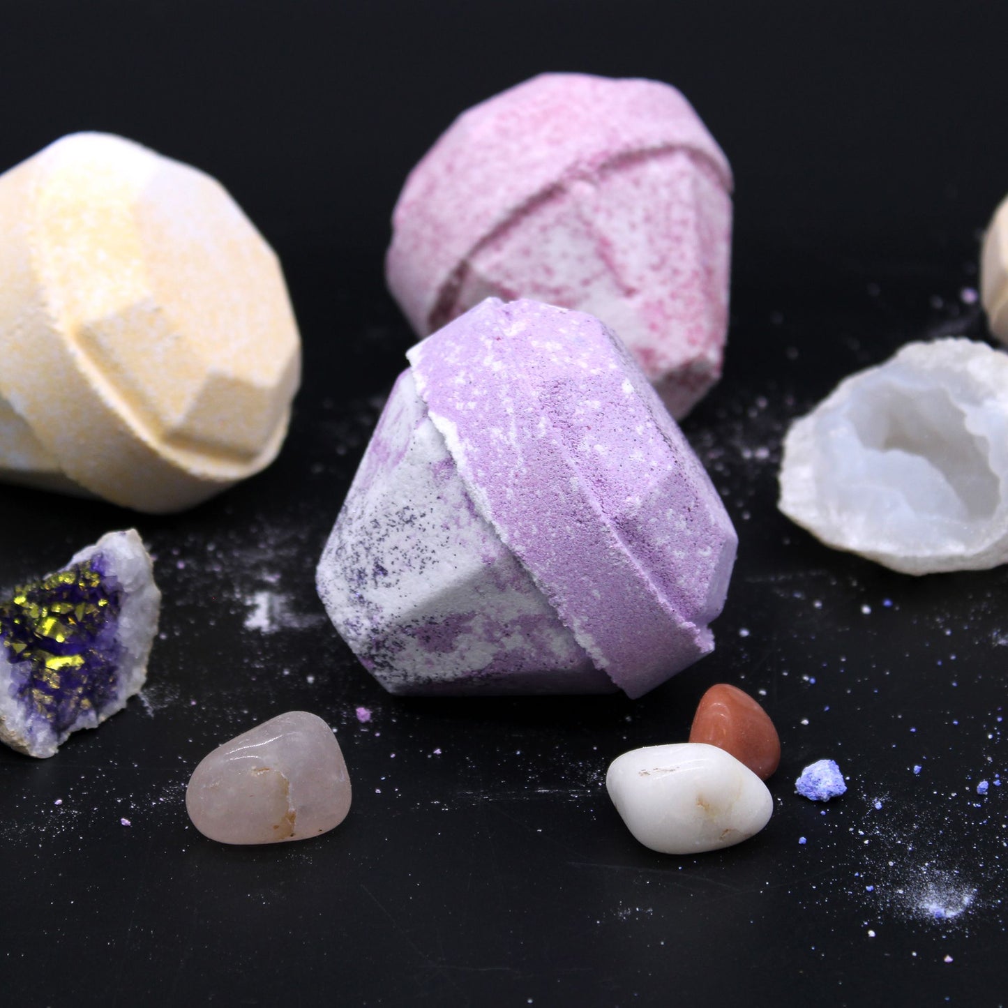 Gemstone Bath Bomb: Extreme Fragrance - 190g+