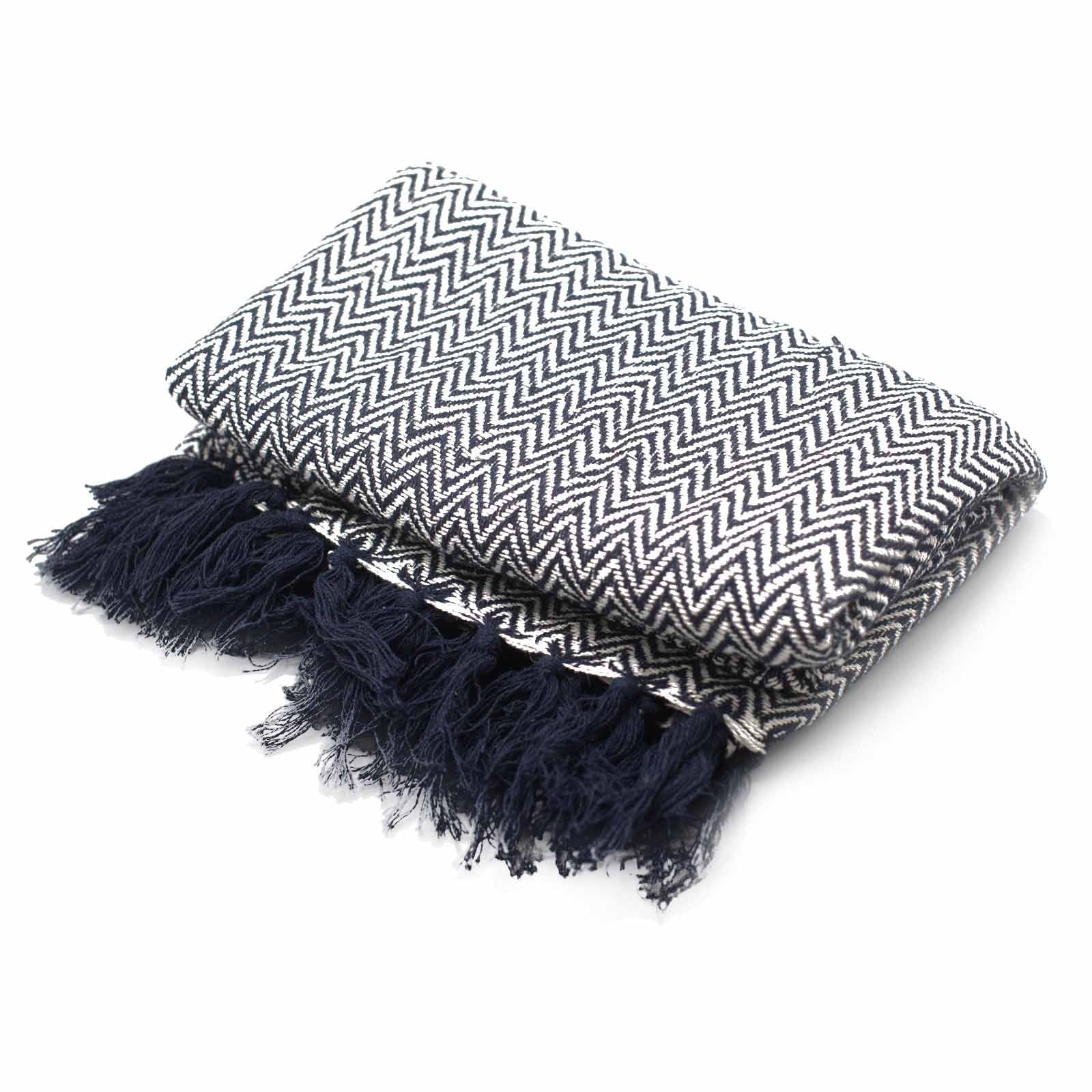 Boho Comfort Throw: Navy Zigzag - 125x150cm