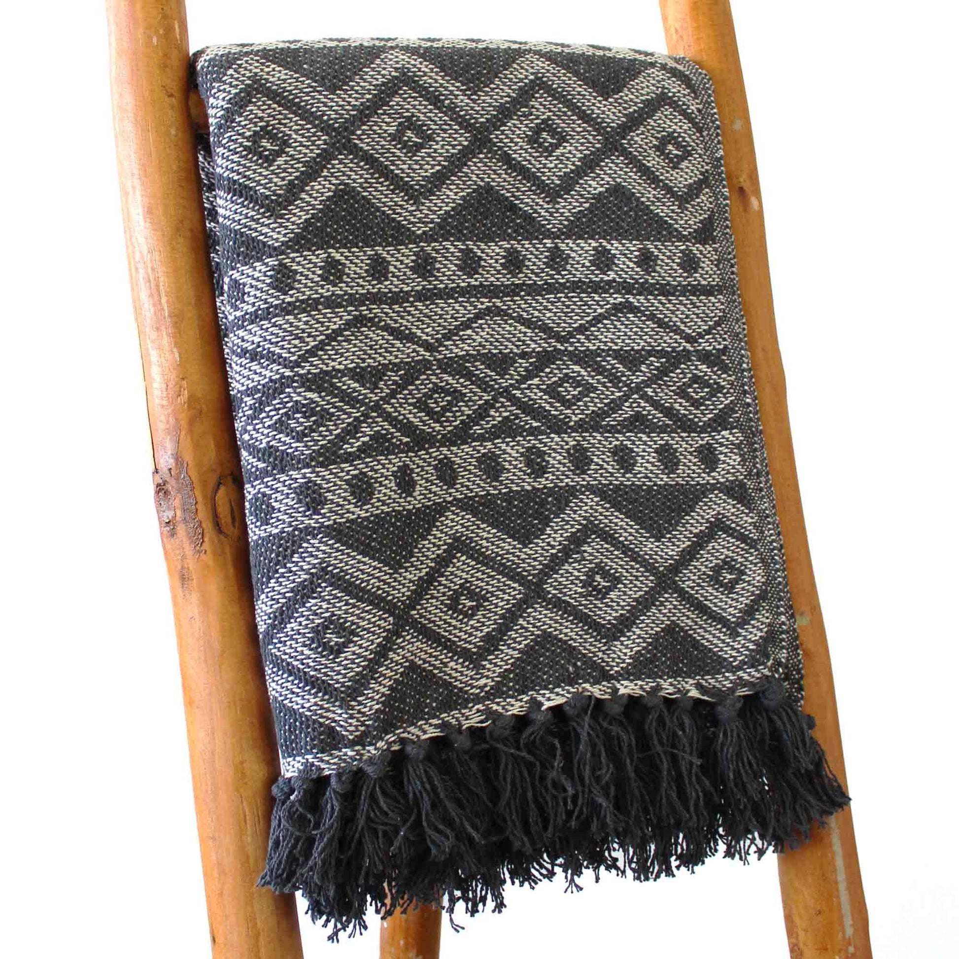 Boho Comfort Throw: Grey Geometric - 125x150cm