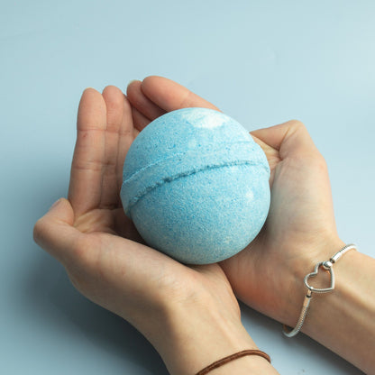 Elemental Crystal Bath Bomb: Water & Ice - 180g