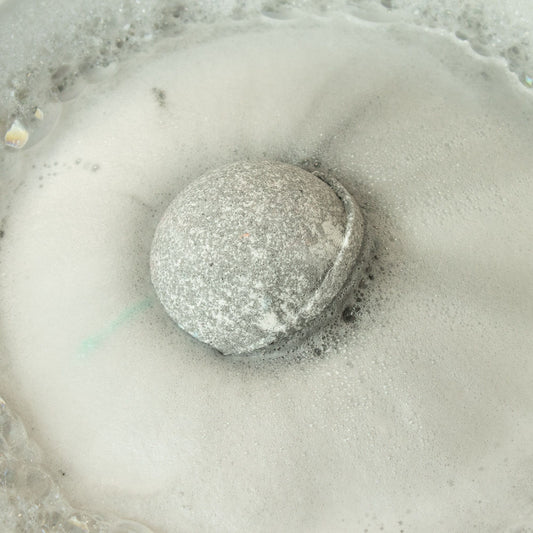 Elemental Crystal Bath Bomb: Wind & Air - 180g
