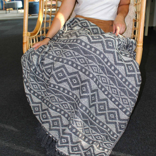Boho Comfort Throw: Grey Geometric - 125x150cm