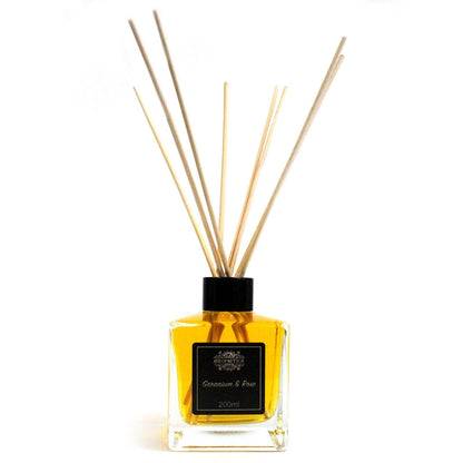 Geranium & Rose Reed Diffuser: Calming Aroma - 200ml