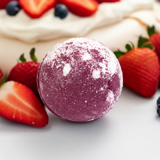 Strawberry Pavlova Bath Bomb - 180g